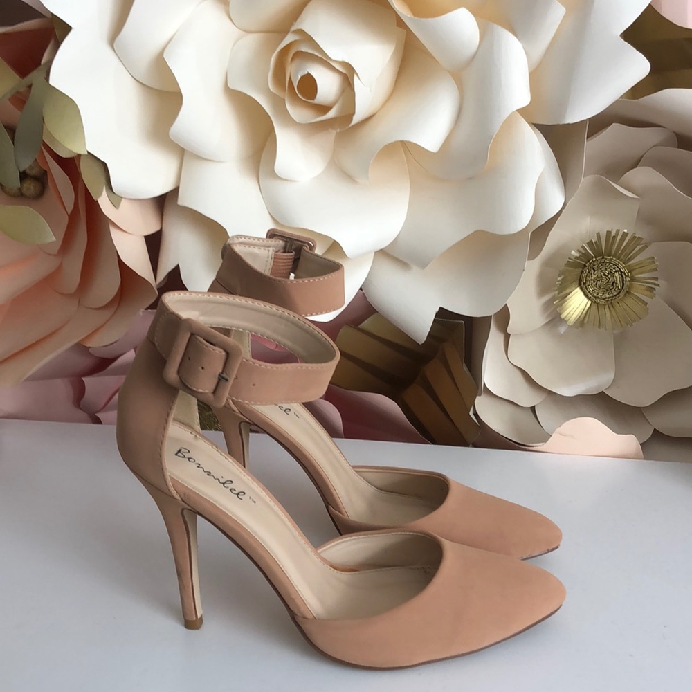 Women’s Nude Heels